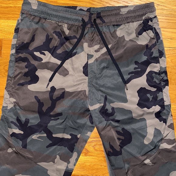 STAMPD - Mens Nylon Joggers - Camouflage - Size M (Slim Fit) - Picture 2 of 10